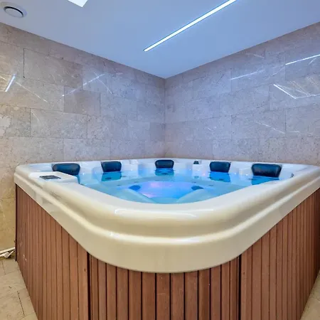 Harmony Lux & Spa, Elsa 2 아파트 *