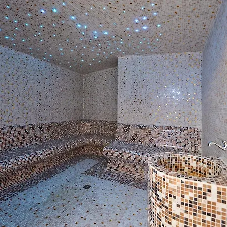 Harmony Lux & Spa, Elsa 2 즐라티보