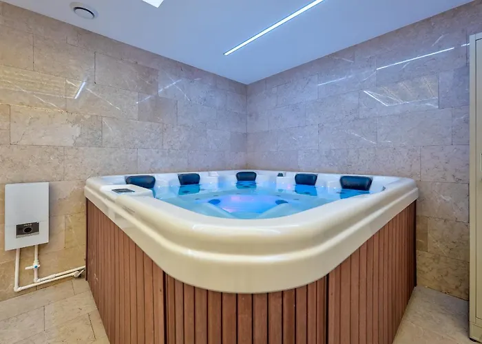 Harmony Lux & Spa, Elsa 2 Apartman *